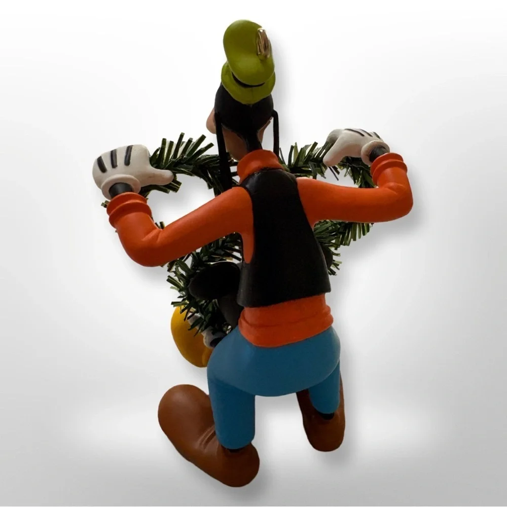 Disney Hallmark Keepsake Ornament 2011 Decking the Halls Mickey and Goofy